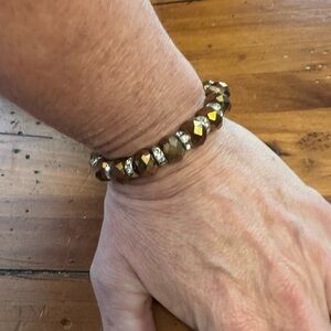 NWT. GRANDMA’S JEWELRY. Brown Beaded Bracelet. MUST BE BUNDLED